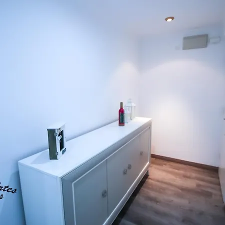 Piso Artes * أفيليس